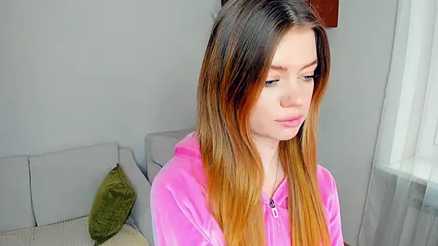 AngelesBenitz online show from 12.17.25