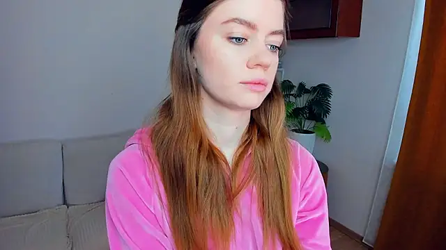 AngelesBenitz online show from 02.04.26