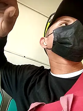 juunioreest online show from 12.04.25