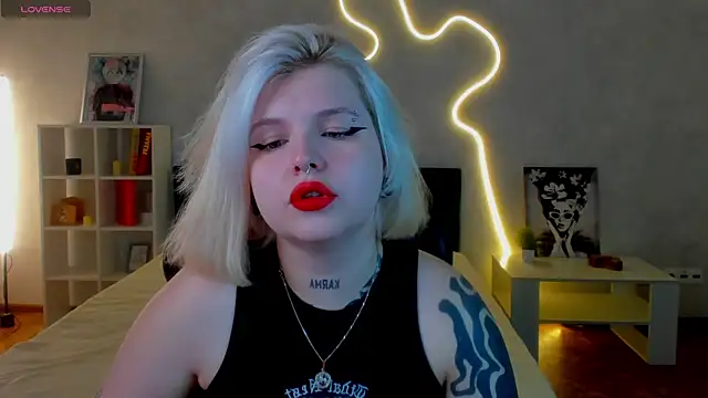 shadow  purrr online show from 11.18.25