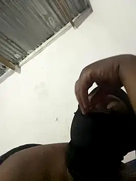 Snapshot of mrcougarfucker chatting on 11.19.25 mrcougarfucker online show from 11.19.25