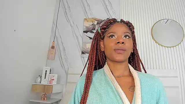 Afro Luna online show from 12.20.25