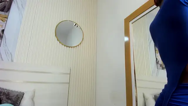 Afro Luna online show from 04.01.26