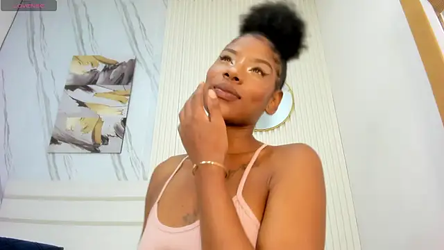 Afro Luna online show from 04.08.26