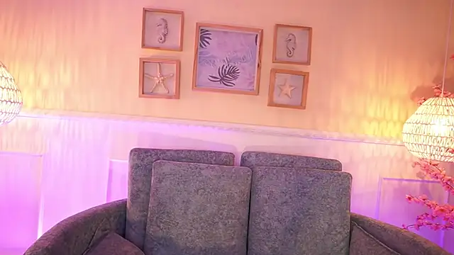 MeganLowell online show from 02.06.26