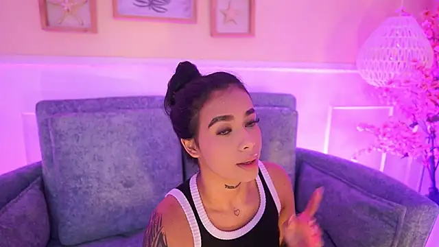 MeganLowell online show from 02.21.26