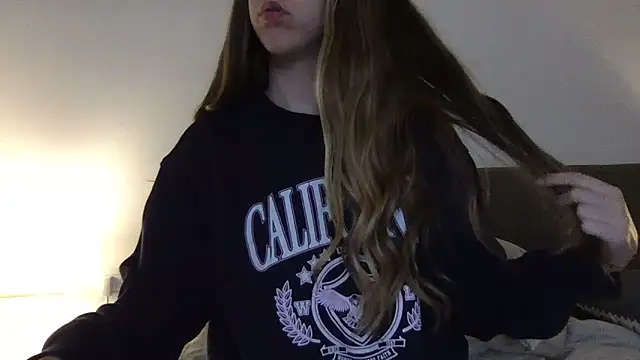 Martimartinaxx online show from 04.27.26