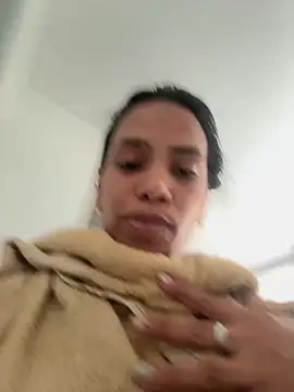 Snapshot of ArielleMillerr- chatting on 02.02.26 ArielleMillerr- online show from 02.02.26