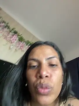 Snapshot of ArielleMillerr- chatting on 02.08.26 ArielleMillerr- online show from 02.08.26