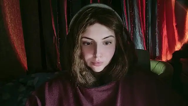 DaraSecret online show from 11.19.25