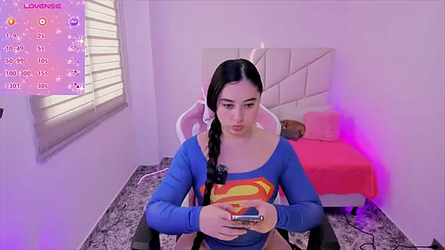 Snapshot of Imhann3 chatting on 11.19.25 Imhann3 online show from 11.19.25