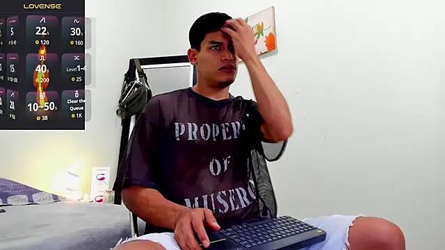 Snapshot of blorelopez chatting on 03.20.26 blorelopez online show from 03.20.26