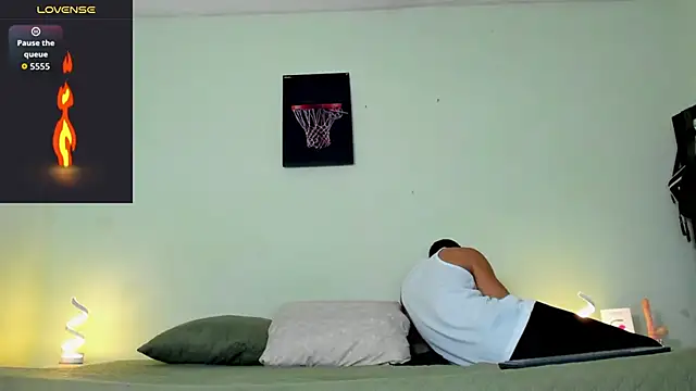 Snapshot of blorelopez chatting on 03.26.26 blorelopez online show from 03.26.26