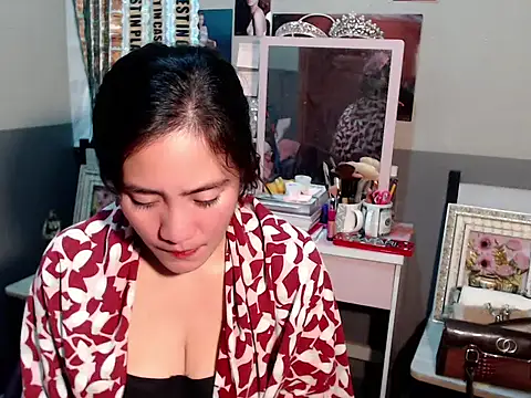 ellyaxx online show from 11.19.25