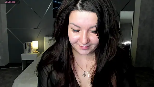 still  her online show from 12.02.25