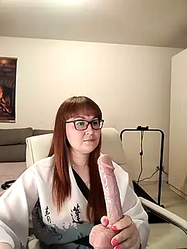 Foxy-lady online show from 10.30.25