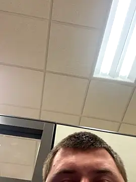 Snapshot of jerkmate315 chatting on 11.19.25 jerkmate315 online show from 11.19.25