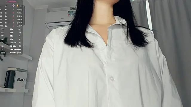 Snapshot of FeliciaKogen chatting on 03.03.26 FeliciaKogen online show from 03.03.26