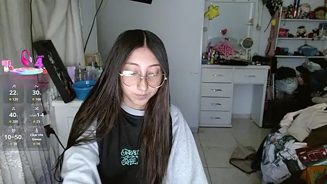 Nanylux online show from 12.20.25