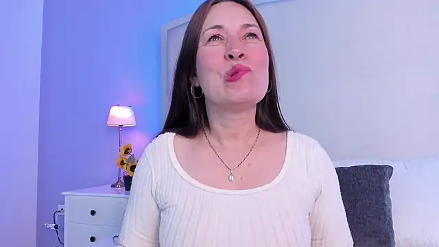 helen larkin online show from 02.24.26