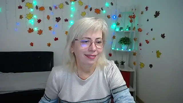 LaurenWishy online show from 11.30.25