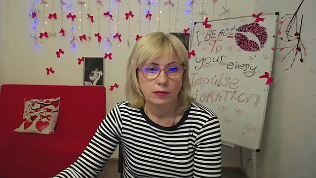 LaurenWishy online show from 03.10.26