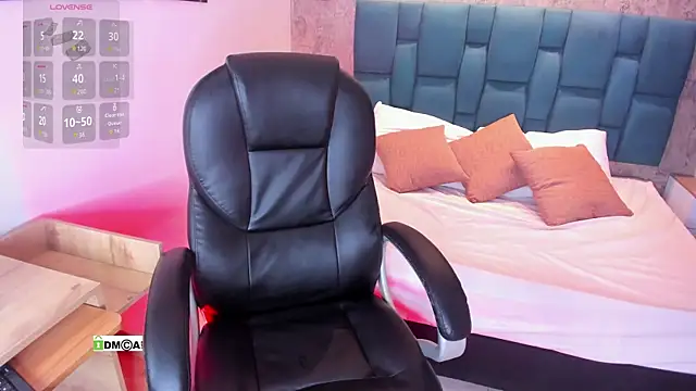 Gabyjackson1 online show from 12.16.25