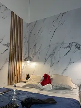 IsabelaStefano online show from 12.21.25