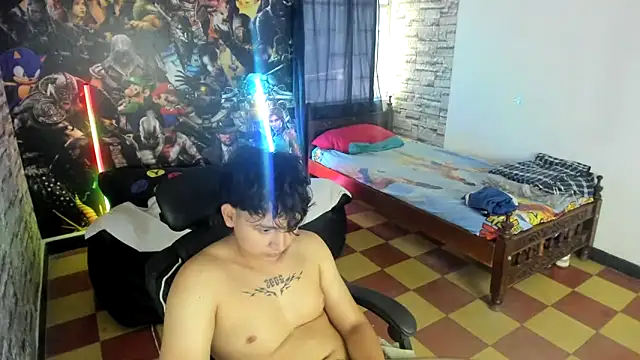 Snapshot of Dan_cristancho_ chatting on 11.27.25 Dan cristancho online show from 11.27.25