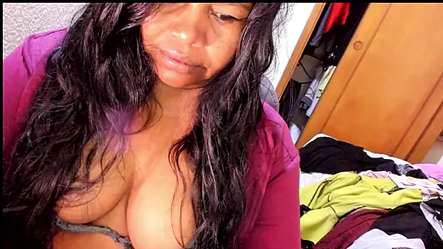 ebonycamelia online show from 04.07.26