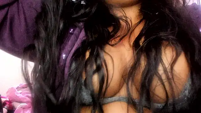 ebonycamelia online show from 05.19.26