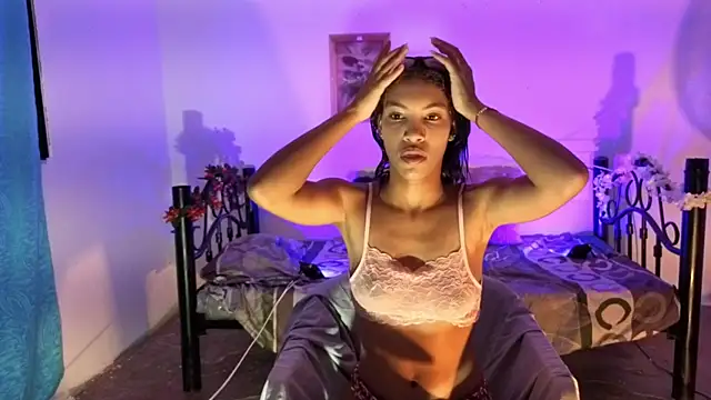 Snapshot of ginebra-n18 chatting on 12.01.25 ginebra-n18 online show from 12.01.25