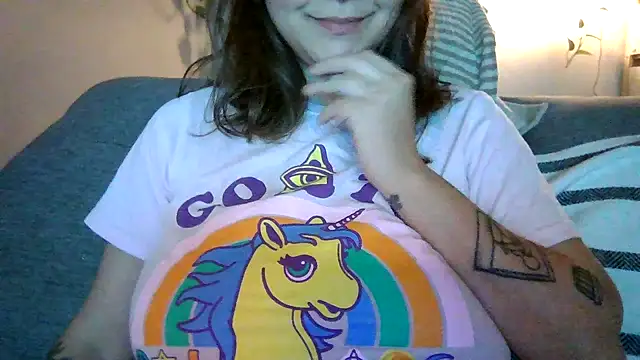 Snapshot of xxxluana chatting on 12.03.25 xxxluana online show from 12.03.25