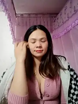 quynhquynh  online show from 01.11.26