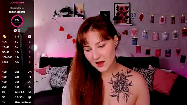 Snapshot of velvet_cherry_ chatting on 07.19.26 velvet cherry online show from 07.19.26