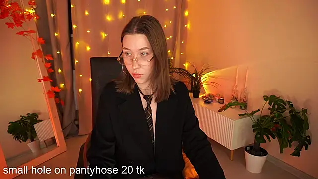 AnnetteLane online show from 11.20.25