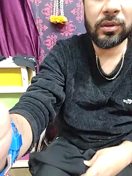 Cute Lucky online show from 12.18.25