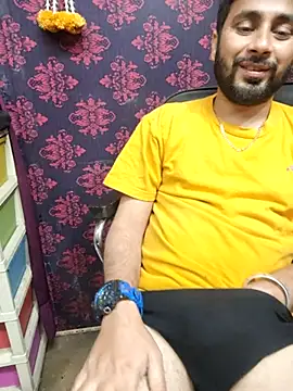 Cute Lucky online show from 12.18.25