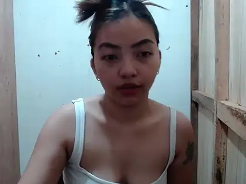 Snapshot of Loving_sweetheart19 chatting on 11.20.25 Loving sweetheart19 online show from 11.20.25