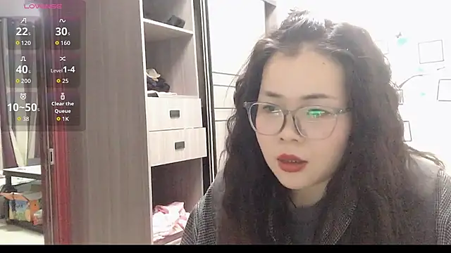 Snapshot of Huahua3187 chatting on 11.22.25 Huahua3187 online show from 11.22.25