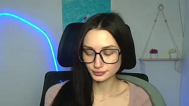 Stella XO online show from 02.13.26