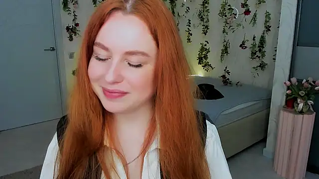 AirySilhouette online show from 04.18.26