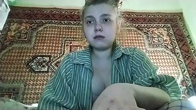 Snapshot of KikiBang chatting on 03.01.26 KikiBang online show from 03.01.26