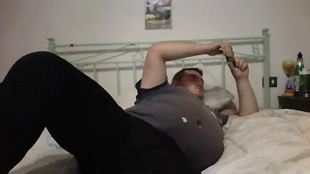 Snapshot of Eresdiablo chatting on 11.24.25 Eresdiablo online show from 11.24.25