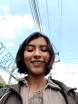 Zoe addiction online show from 12.16.25