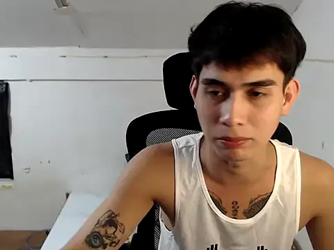 DecentGUy04 online show from 11.20.25