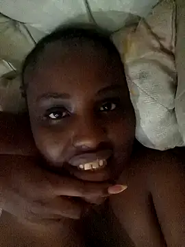 Snapshot of sexydarkberryxxx chatting on 11.27.25 sexydarkberryxxx online show from 11.27.25