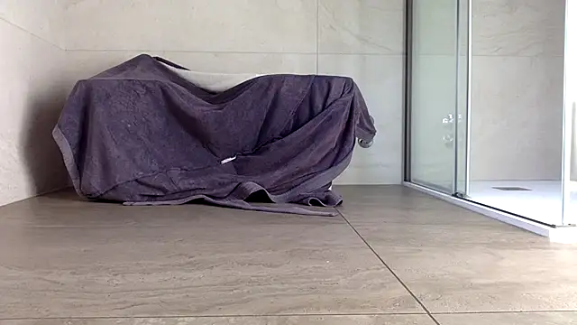 AsiaSlavePantyhosed online show from 04.16.26