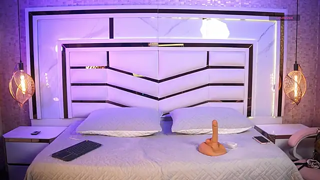 luciana agudelo online show from 12.18.25