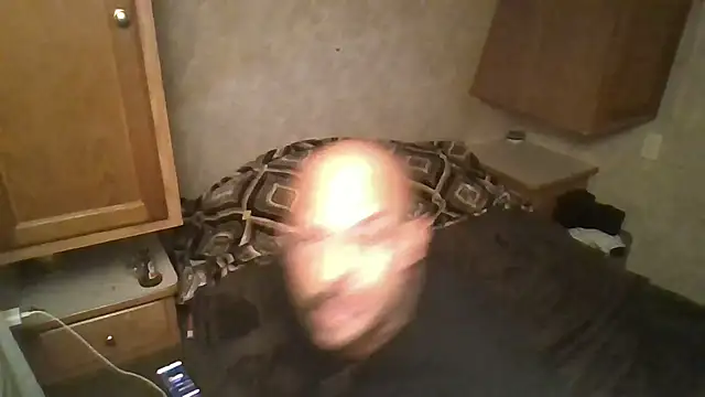 BigriskDaddy92 online show from 11.25.25